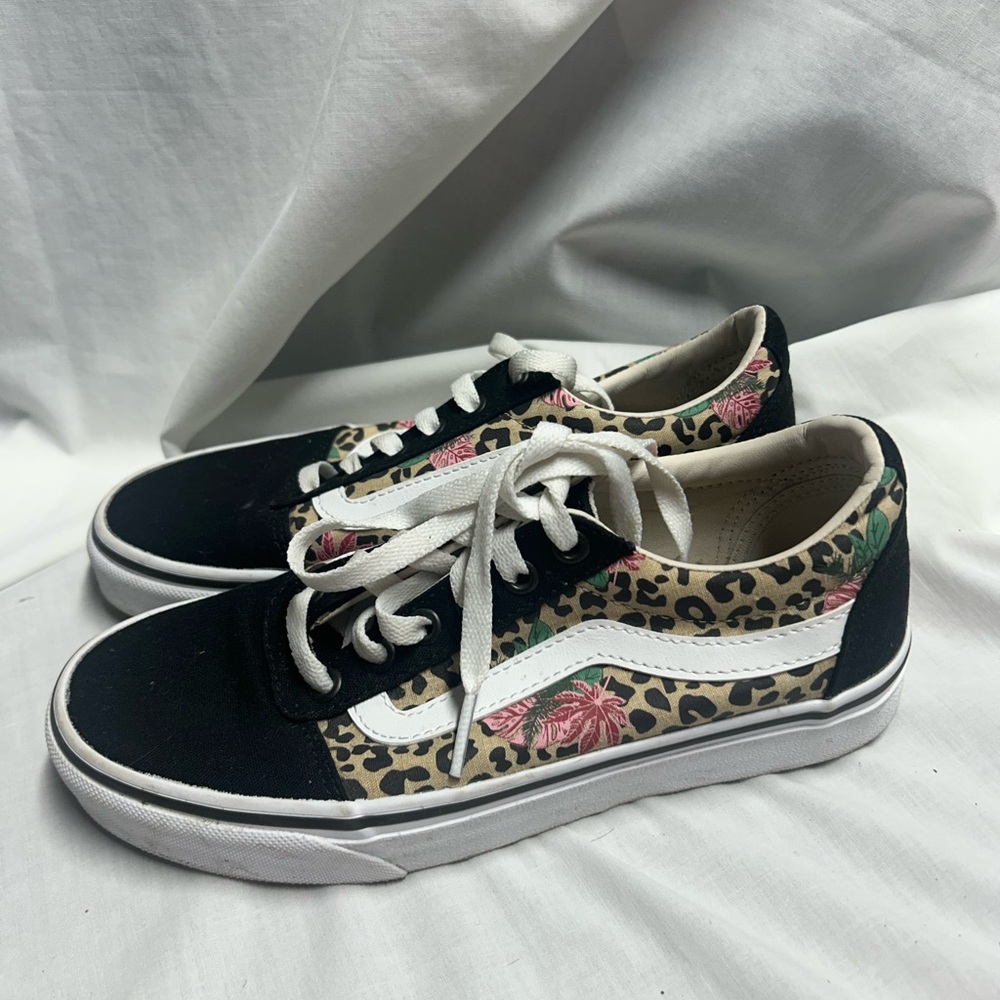 Vans Women's Old Skool Ward Cheetah Tropical Floral Print Shoes Size 6.5 - Picture 2 of 10